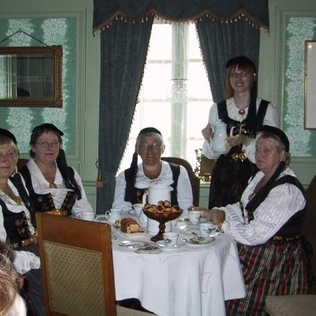 5029_94400363396_579972_n