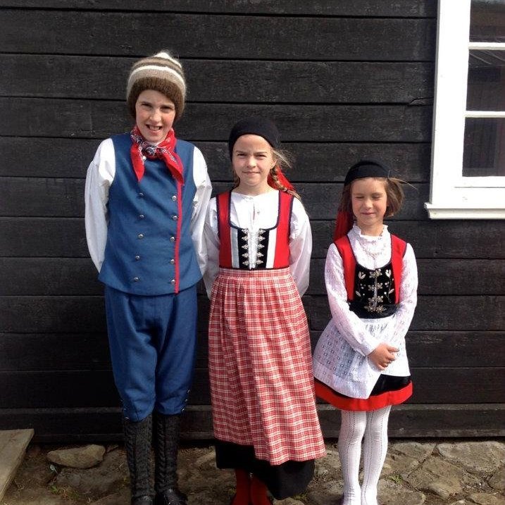 555942_10151004805248397_2019505069_n